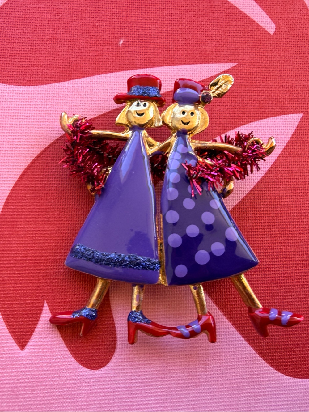 Friends brooch
